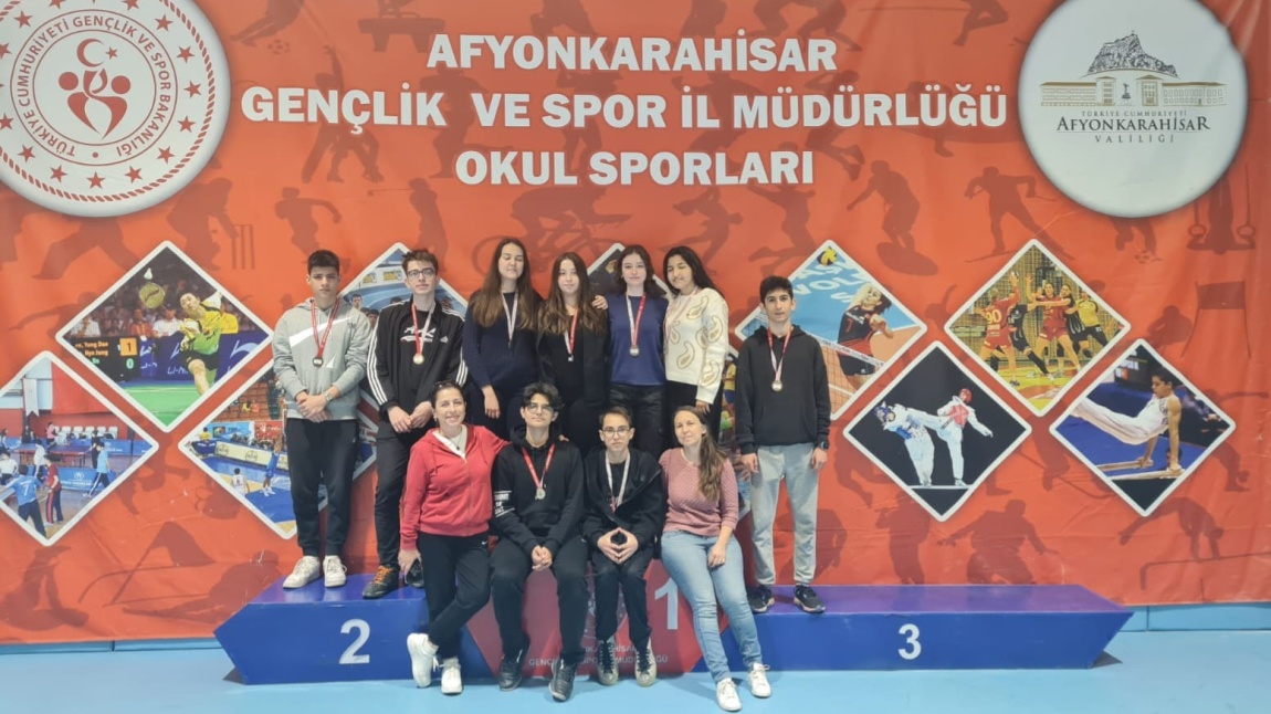 Okul Sporları Satranç Turnuvası Gençler Kategorisi Kız-Erkek Bölge 1.liğimiz